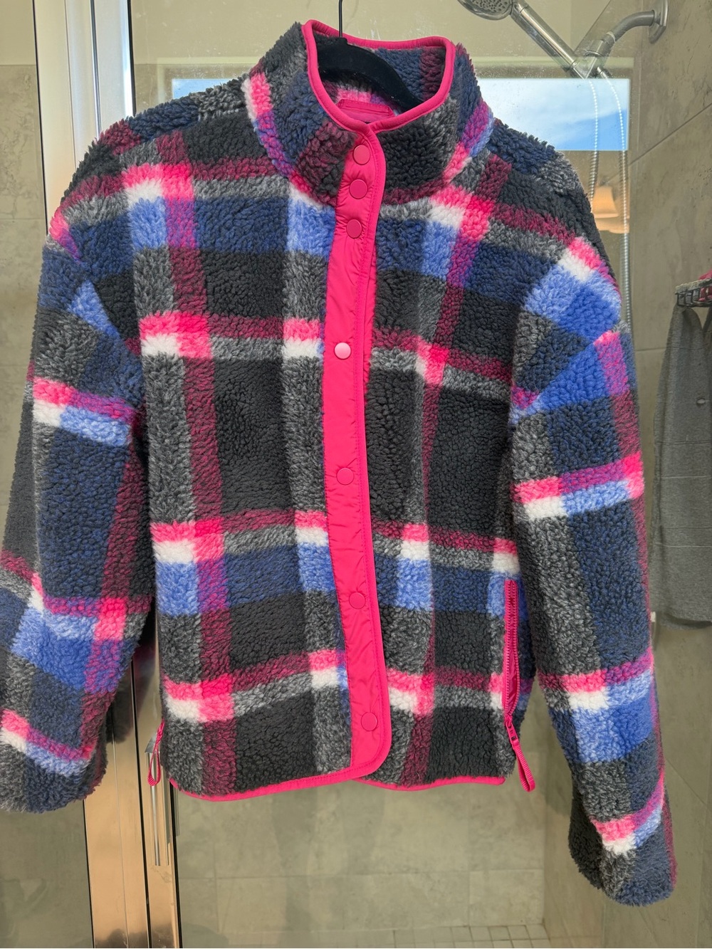 Fabletics Pink Trim Plaid Sherpa Jacket - Black, Pink & Blue NEVER WORN